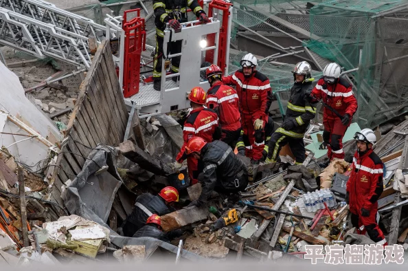 揭秘坍塌世界游戏全新城市玩法：深度体验，开启刺激城市生存冒险之旅